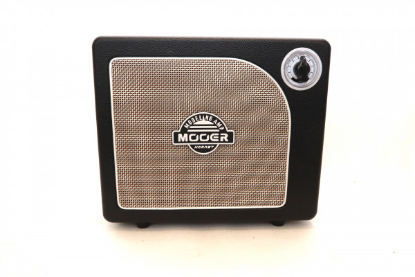 MOOER Hornet DH01 15BK гитарный комбоусилитель