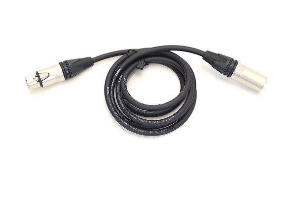 Кабель микрофонный XLR мама - XLR папа Klotz 1.5м 